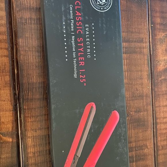 COPY - Flat iron - Picture 2 of 3